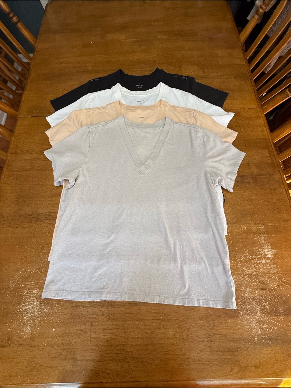 Everlane Lot of 4 V-Neck Short Sleeve Tee